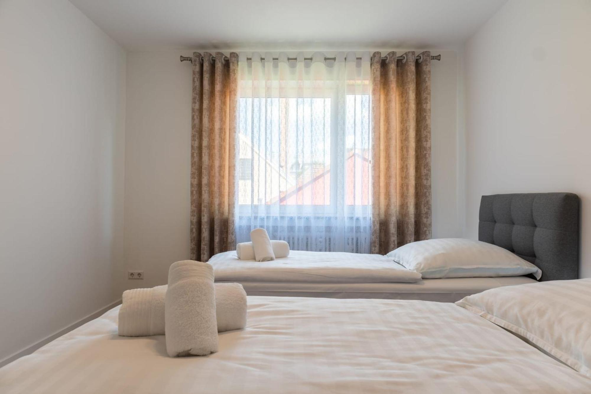 Mega Lux Apartment Esslingen am Neckar Екстер'єр фото